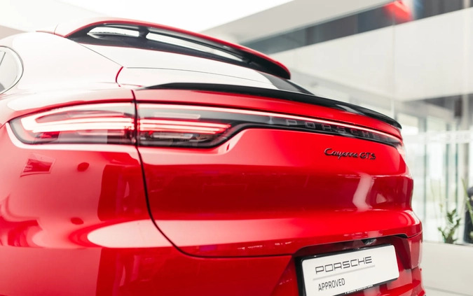 Porsche Cayenne cena 499900 przebieg: 85000, rok produkcji 2021 z Polanica-Zdrój małe 407